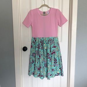 Beautiful LuLaRoe Amelia Floral Paisley